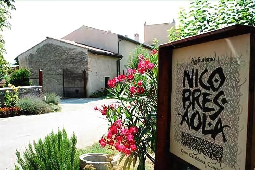 Agriturismo Nicobresaola Sommacampagna Exteriör bild